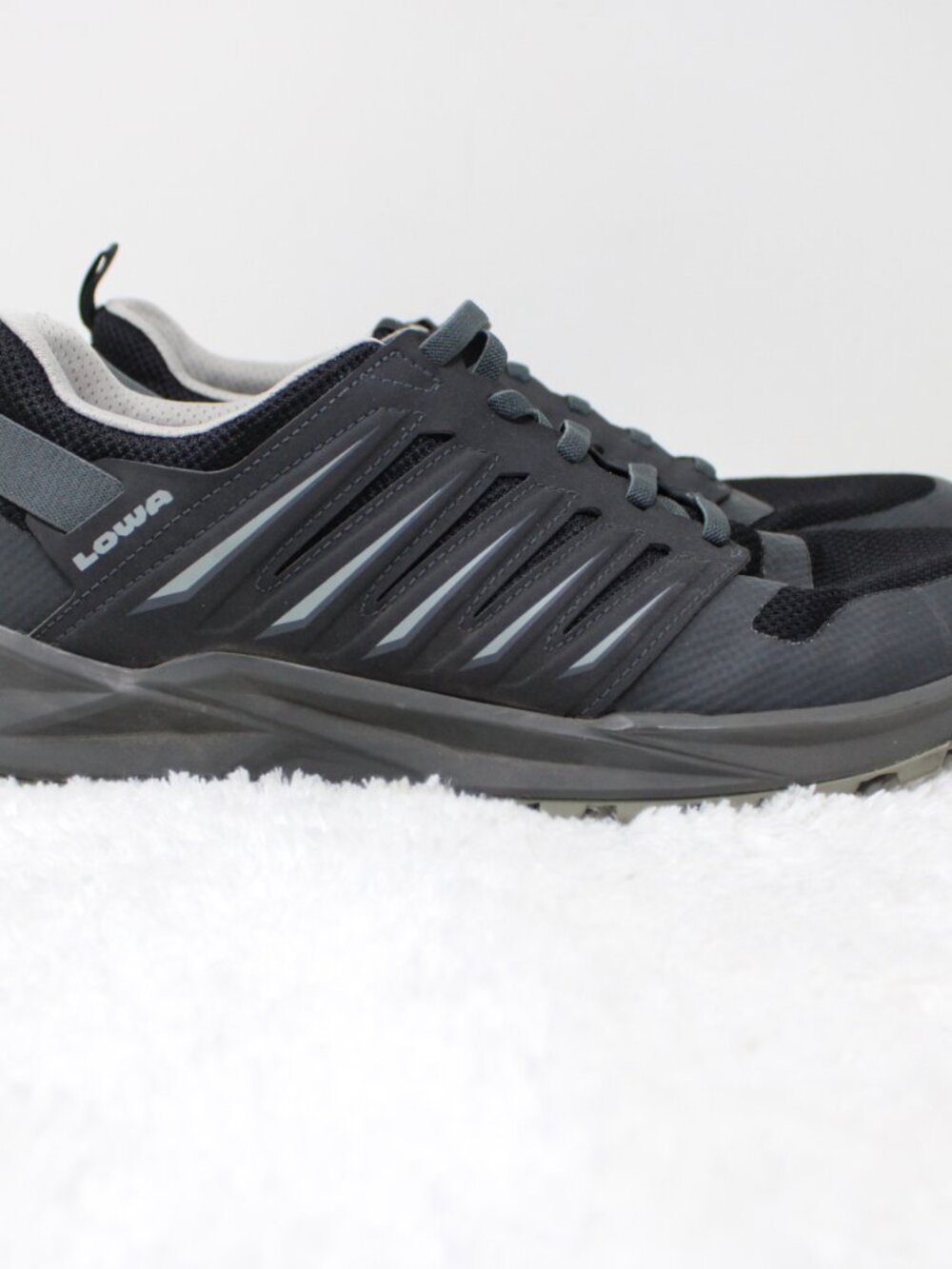 Lowa Vento Shoes Mens 10 Gray Caual Trail Lightweight Hiking Stretch Laces